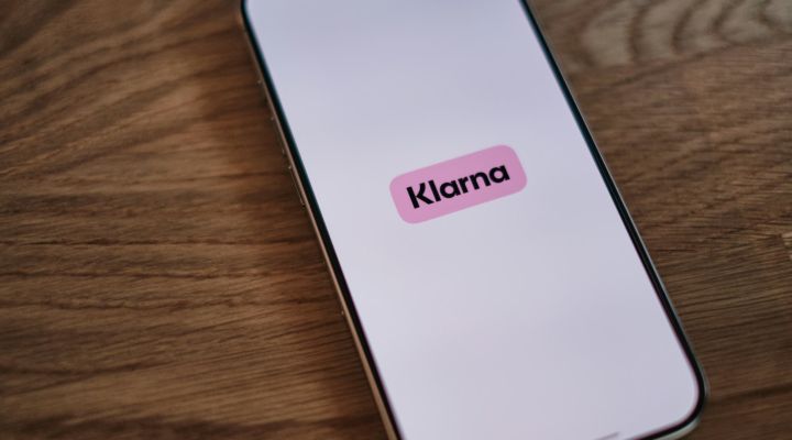 Klarna app open on a phone