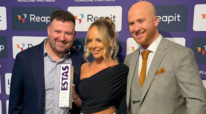 The Directors of The Levels Financial holding the award for best mortgage broker in the South West at the 2025 ESTAS awards